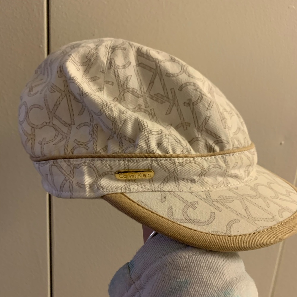Calvin Klein hat